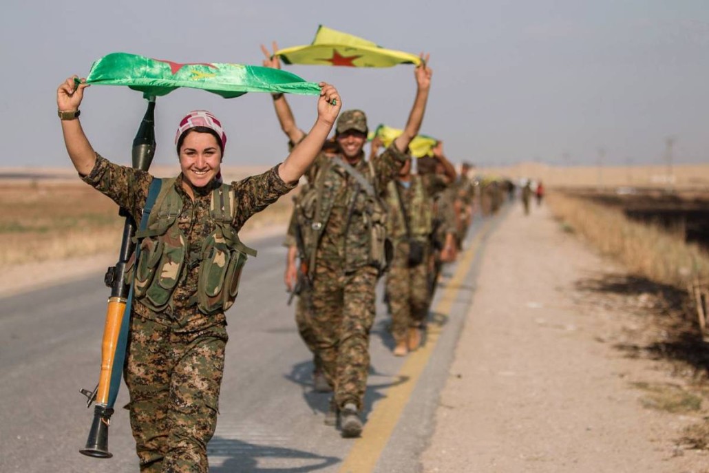 Kurdish-YPG-Fighters-capture-Tak-Abyad-1030x687.jpg