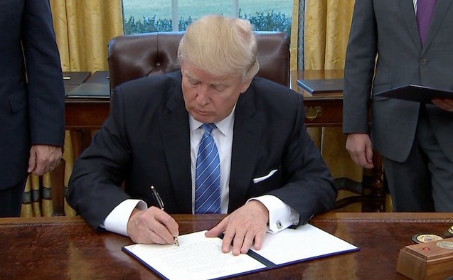 http://drrichswier.com/wp-content/uploads/president-trump-signing-executive-order-e1485193456428.png