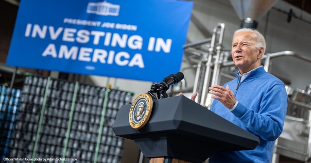 High Consumer Prices among Top Concerns as Voters Lose Confidence in Biden, Polls Show thumbnail