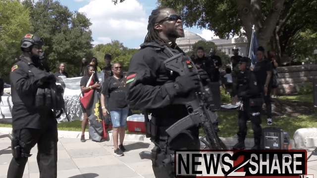 Heavily-Armed Black Rights Groups March in Texas Demanding Biden ‘Close The Border’ thumbnail