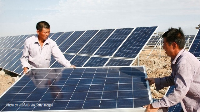 House Passes Bipartisan Bill To Repeal Biden’s China Solar Rules thumbnail
