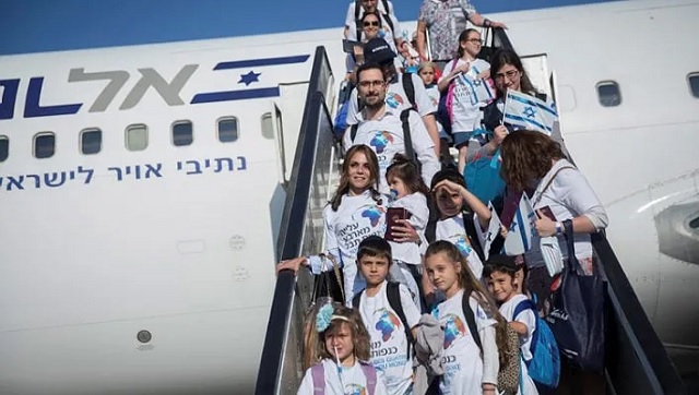 Massive increase in number of French Jews immigrating to Israel thumbnail