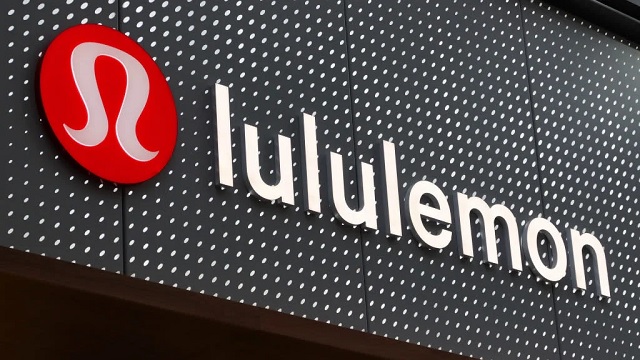 Lululemon Fires Two Employees FOR CALLING POLICE While Store Is Ransacked By Masked Thieves thumbnail