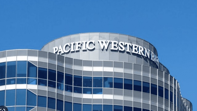 ANOTHER BANK FAILURE: PacWest Shares Plunge, Troubled Bank Crashes thumbnail