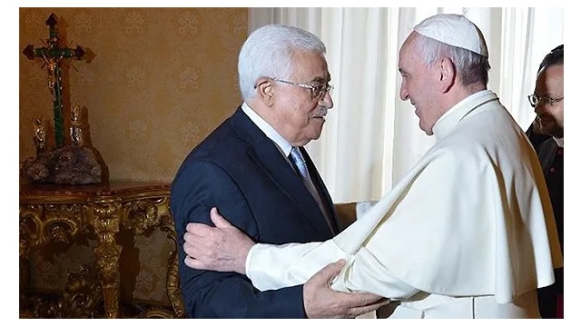 Chief Rabbi Tells Pope: ‘Repent for Your Sins’ thumbnail