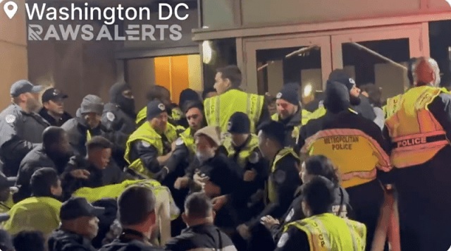 BEDLAM: Jew-Hating Pro-Hamas Rioters Attack Police As They Storm DNC Headquarters thumbnail