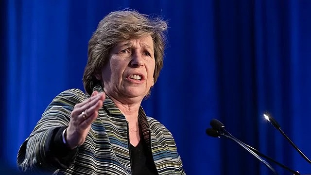 Hilarious: Weingarten, Parents ‘Getting Really Angry’ at DeSantis’ Education Policies thumbnail