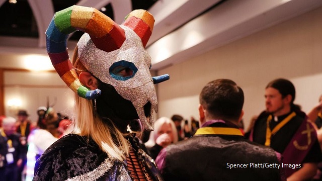 Satanic Temple Unveils First High School Student-Led Club thumbnail