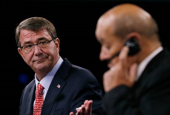 Secretary Ashton Carter and French Defese Minister Jean-Yves Le Drian Pentaon, July 6, 2019 Source Carolyn Kaster AP